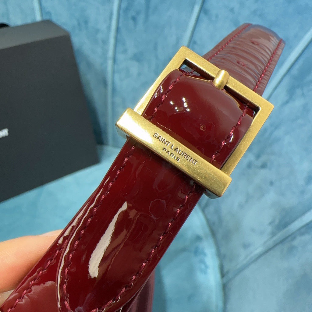 Saint Laurent Le 5 à 7 Patent Leather Hobo Bag