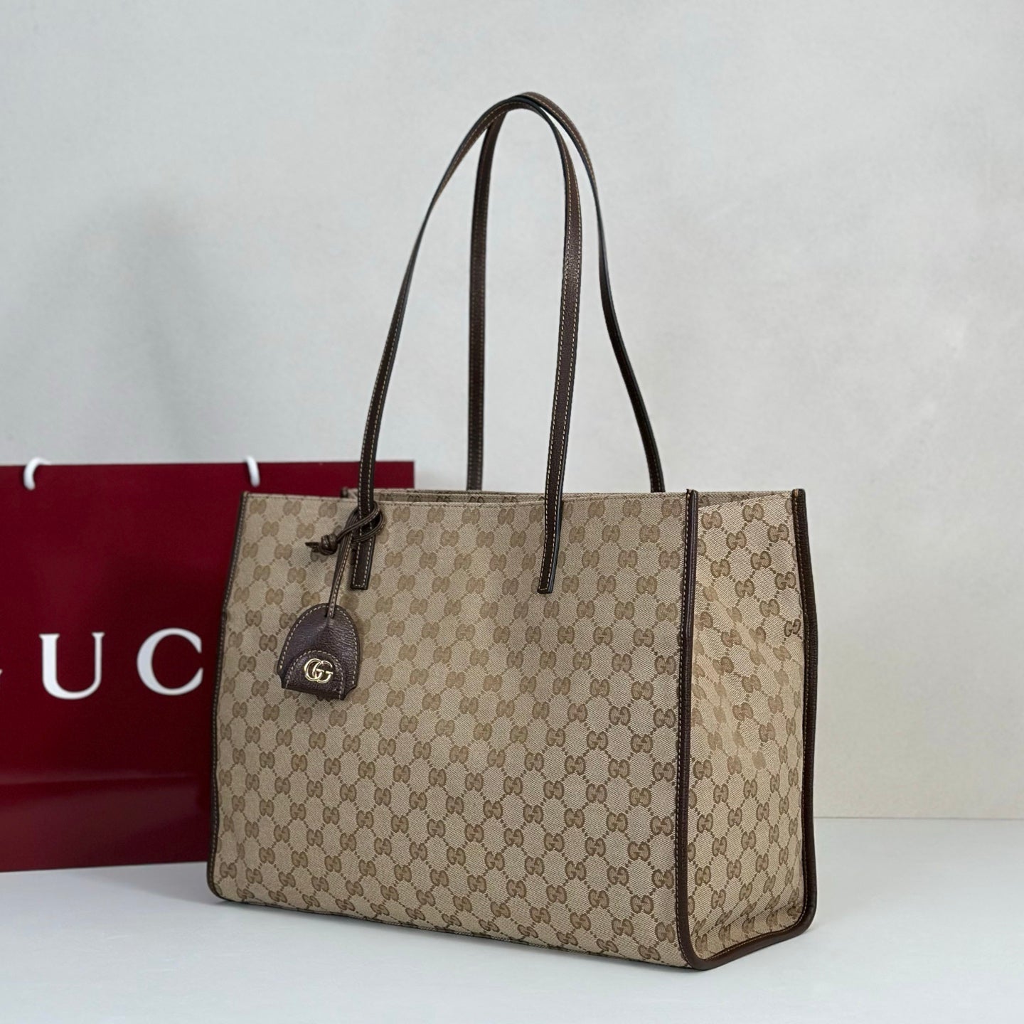 Gucci GG Supreme Canvas Tote Bag